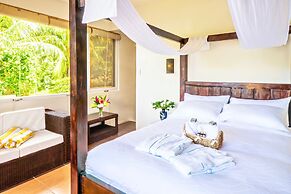 Edgewater Dive & Spa Resort