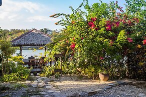 Edgewater Dive & Spa Resort