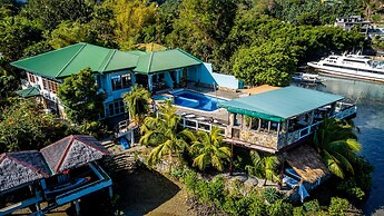 Edgewater Dive & Spa Resort