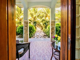 Edgewater Dive & Spa Resort