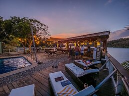 Edgewater Dive & Spa Resort