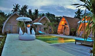 La Roja Bungalows