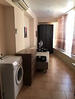 VeryHotel