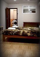 VeryHotel