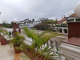 Garden Hotel
