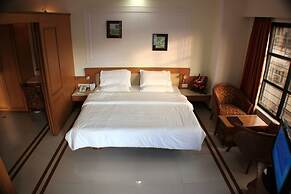 Garden Hotel