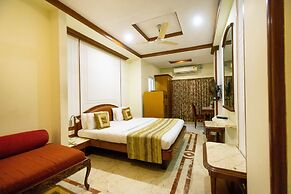 Garden Hotel