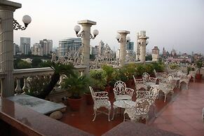 Garden Hotel