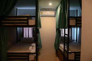 Best Stay Hostel At Lanta