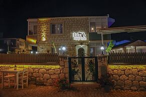 Elda Koyici Alacatı