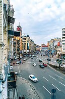 Hotrent Baseina Street Area
