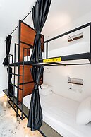Book a Bed Poshtel - Hostel