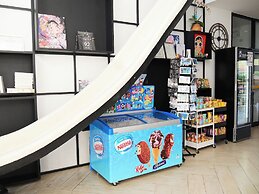 Book a Bed Poshtel - Hostel