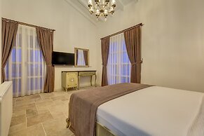 Bel Canto Alacati Hotel