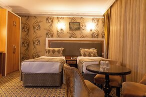 Grand Rosa Hotel