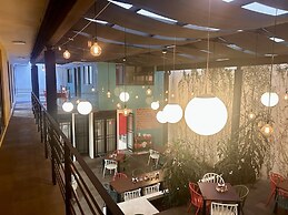 Hotel MH