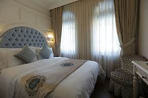 Salbakos Herakleia Hotel