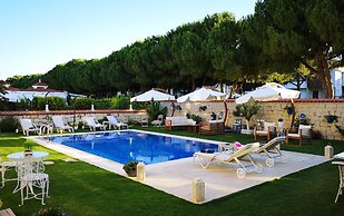Salbakos Herakleia Hotel