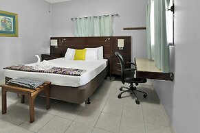 Drift Inn Cayo