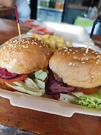 Drift Inn Cayo