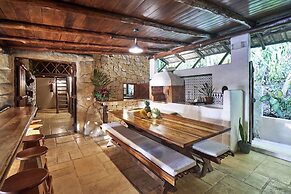 Havana Lodge