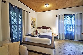 Havana Lodge