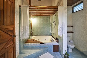 Havana Lodge