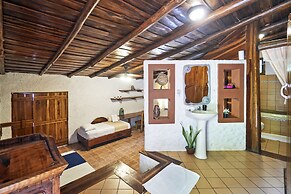 Havana Lodge