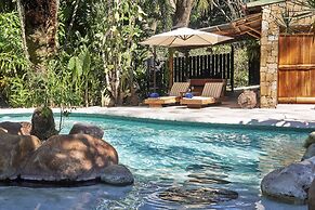 Havana Lodge