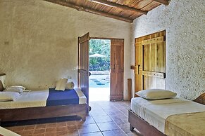 Havana Lodge