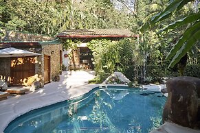 Havana Lodge