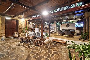 Havana Lodge
