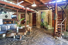 Havana Lodge
