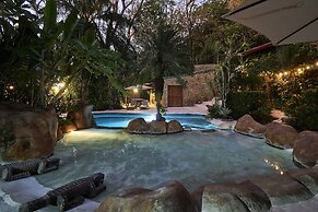 Havana Lodge