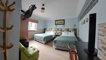 Hotel Tinkus Inn