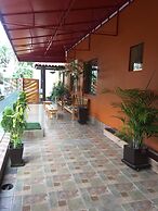 Hotel Tinkus Inn