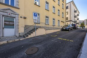 Lugano Center GuestHouse