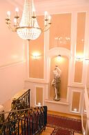 Arbia Dorka Heritage Palace