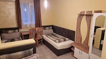Hotel Jeweller