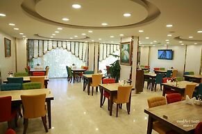 Gungor Omesyus Otel