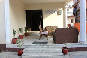 Cozy Home B & B