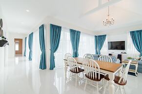 Baan Marwin Hua Hin