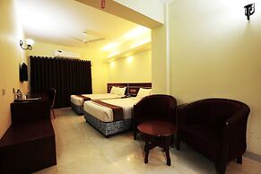 Royal Beach Resort