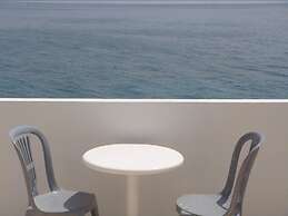 Paralia Rooms