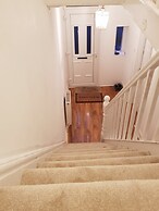 WOODLEIGH LUXURY 3 BEDROOMS HOUSE
