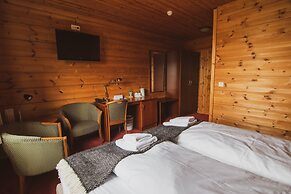 Hotel Framtíð