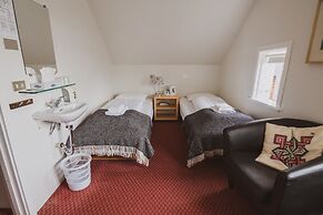 Hotel Framtíð