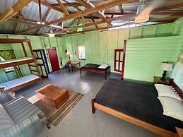 Lower Dover Jungle Lodge & Maya Ruins - Hostel