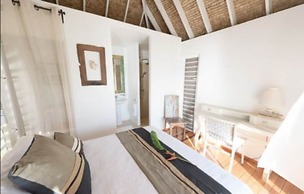 Moorea Beach Lodge