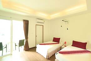White Cat Hotel
